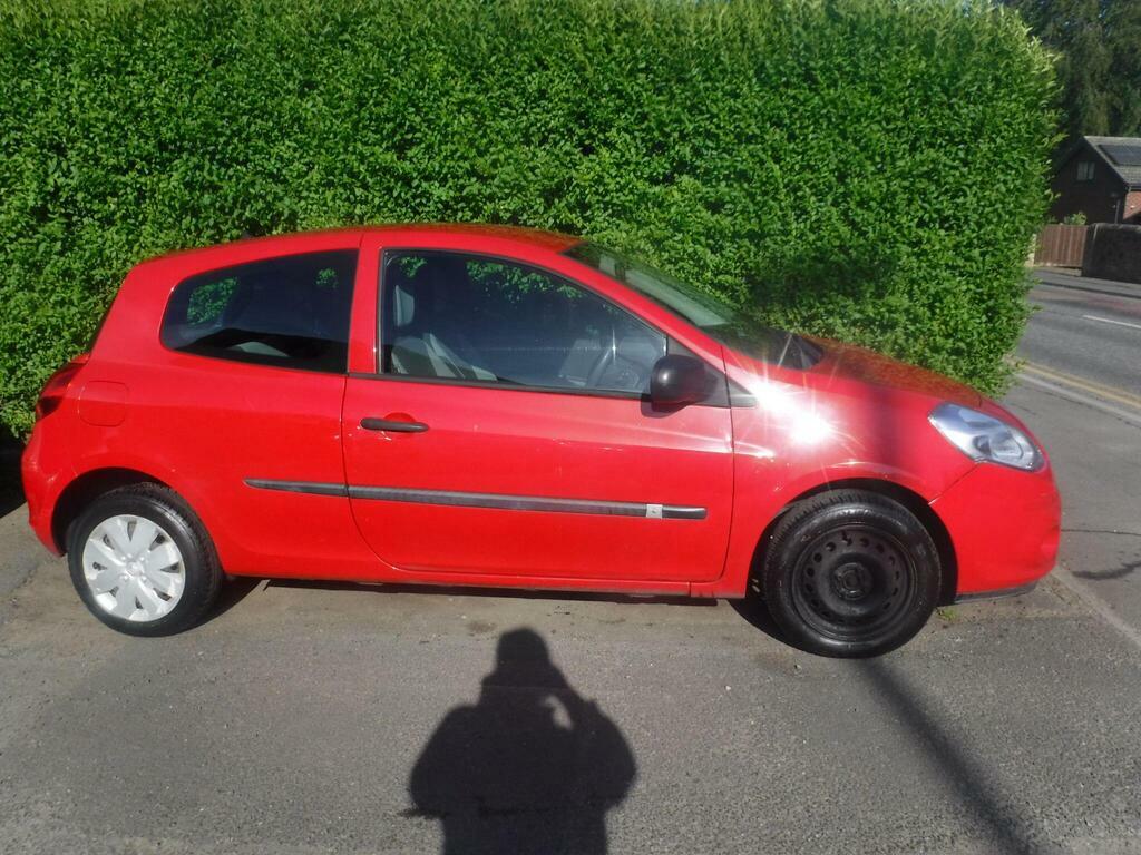 Renault Clio 1.2 Extreme Euro 5 Red #3