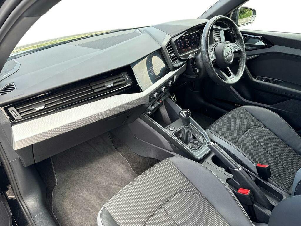 Audi A1 1.0 Tfsi 30 S Line Sportback S Tronic E RJ23MFP Black #2