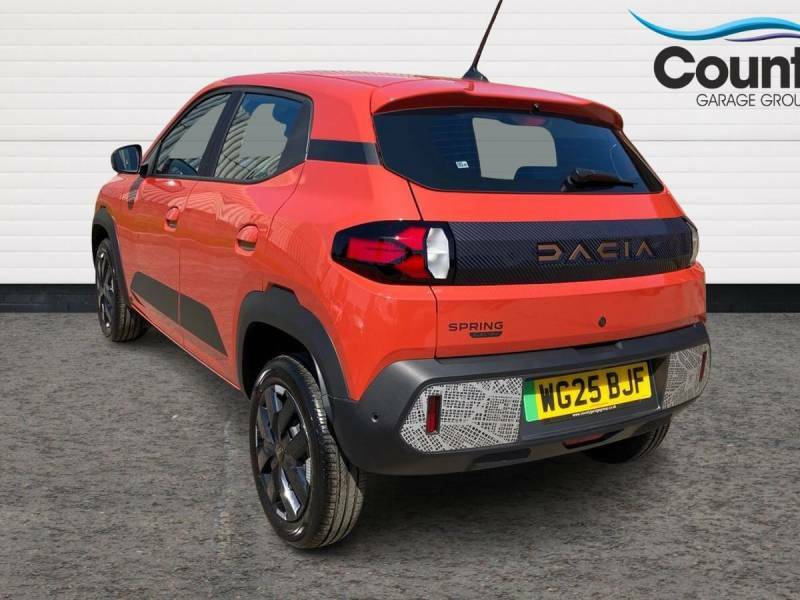 Dacia Spring 27Kwh Extreme 65 48Kw - 2025 25 Red #2