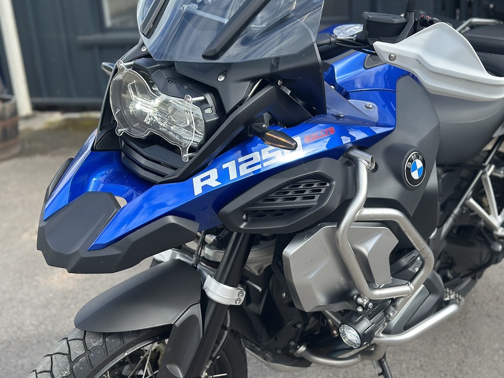 BMW Te VE24FFO Blue