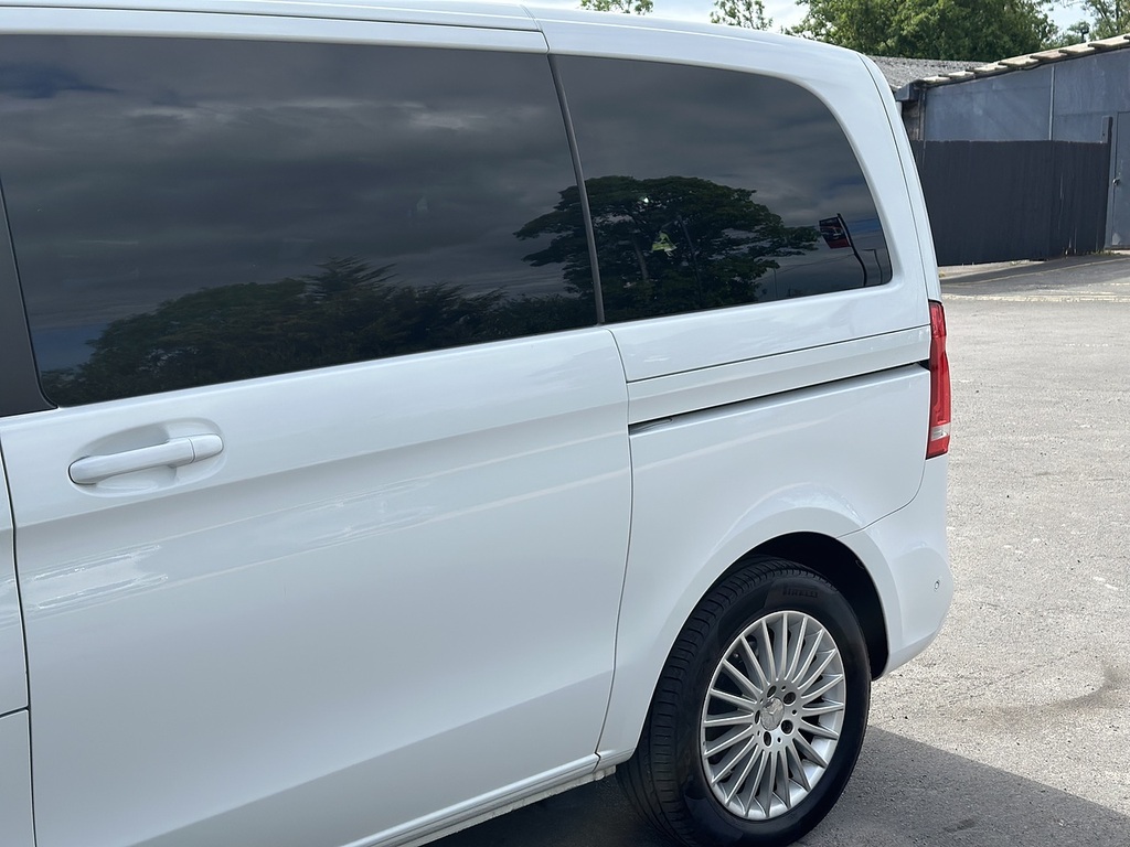 Mercedes-Benz V Class V 220 D Sport White #5
