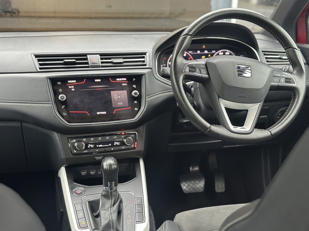 Seat Arona Tsi Xcellence Lux KM69XWS Red #3
