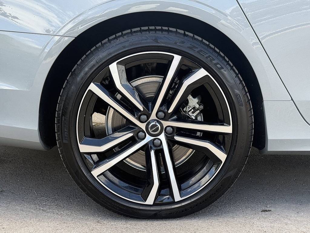 Volvo V90 2.0 D4 Momentum Plus Geartronic  #15