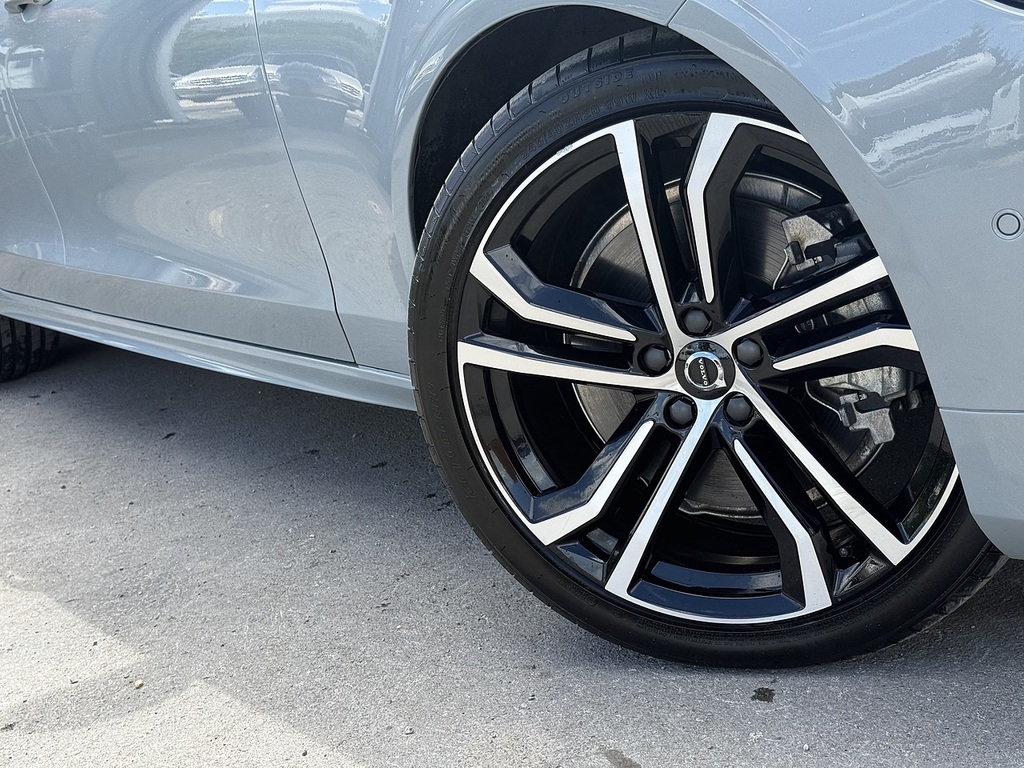 Volvo V90 2.0 D4 Momentum Plus Geartronic  #9