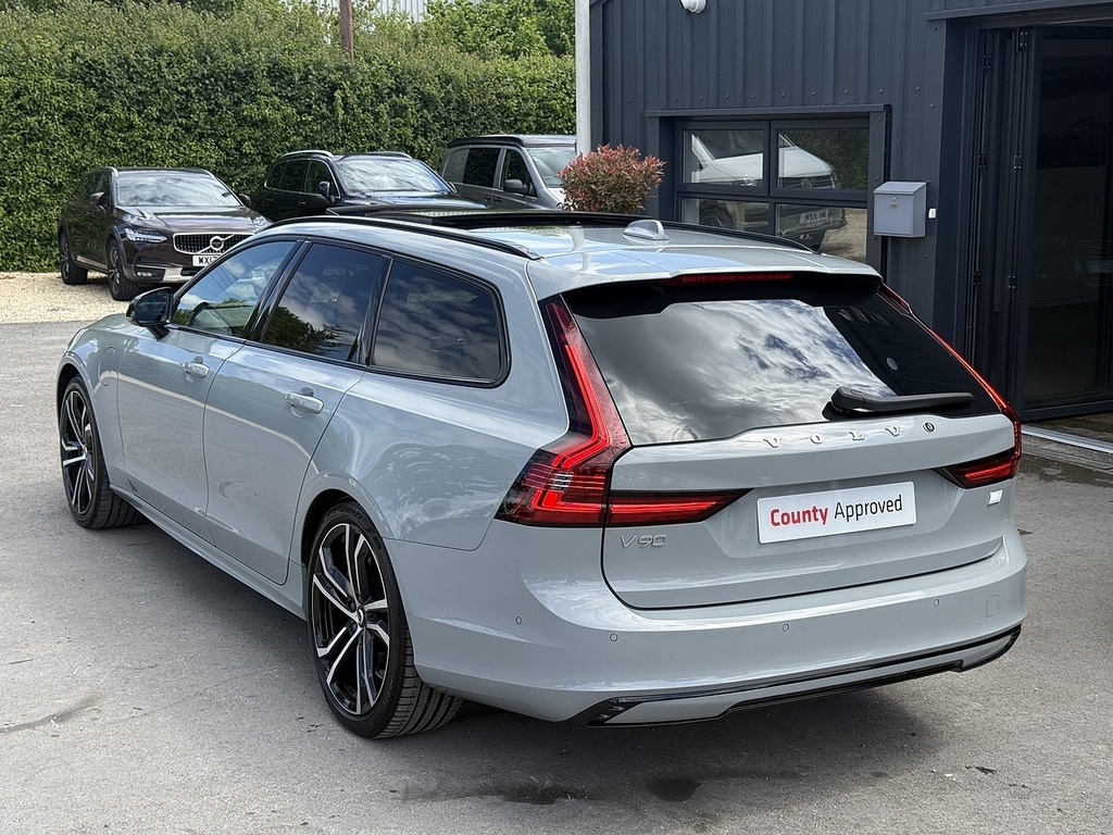 Volvo V90 2.0 D4 Momentum Plus Geartronic  #20