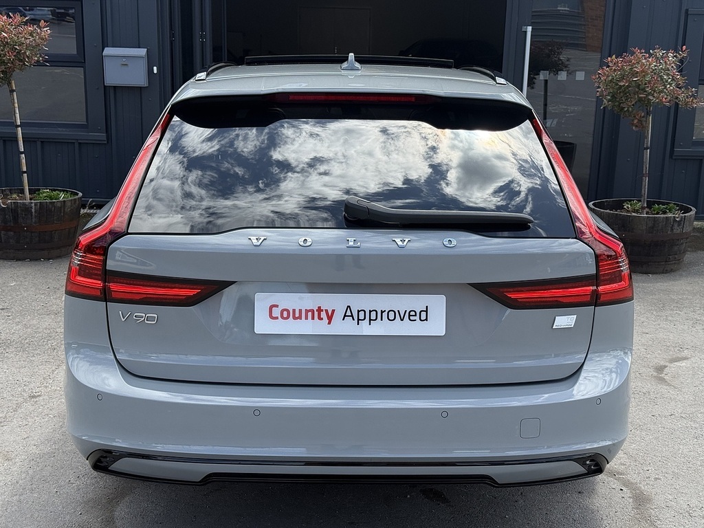Volvo V90 2.0 D4 Momentum Plus Geartronic  #26