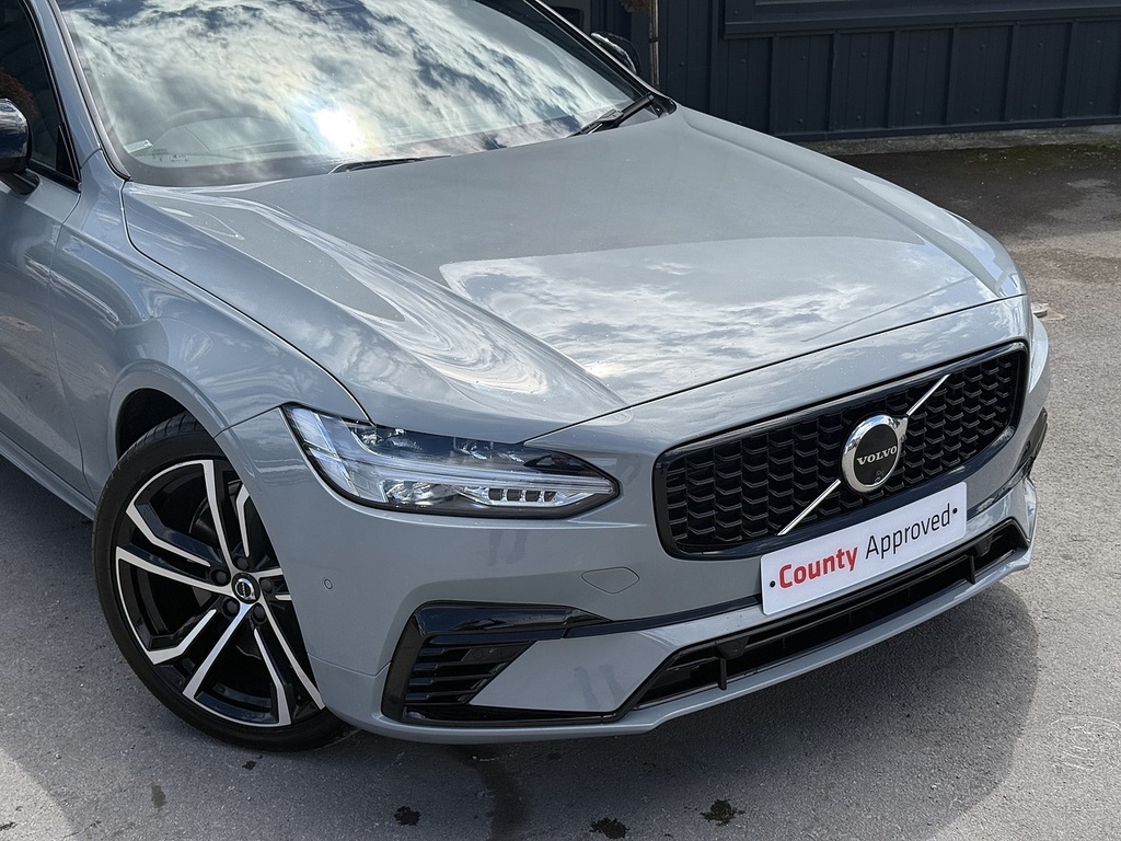 Volvo V90 2.0 D4 Momentum Plus Geartronic  #4