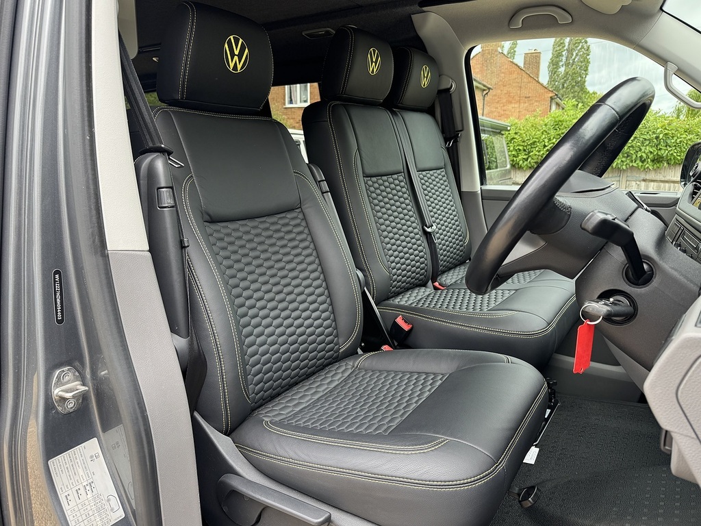Volkswagen Transporter T6.1 T30 150 Dsg Lwb CX21PPV Grey #2