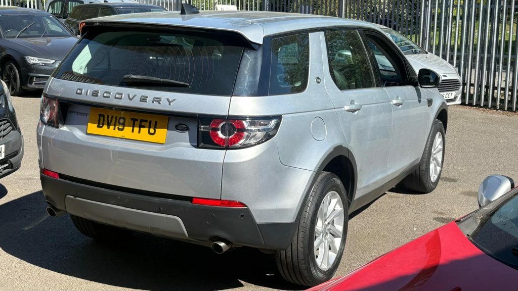 Land Rover Discovery Sport 2019 2.0 Td4 180 Se Tech 7 Seate DY19TFU  #6