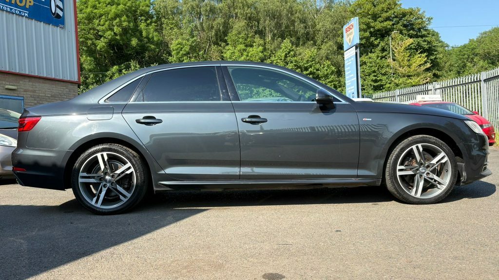 Audi A4 2.0 Tdi S Line 2016 DV66RLU Grey #2