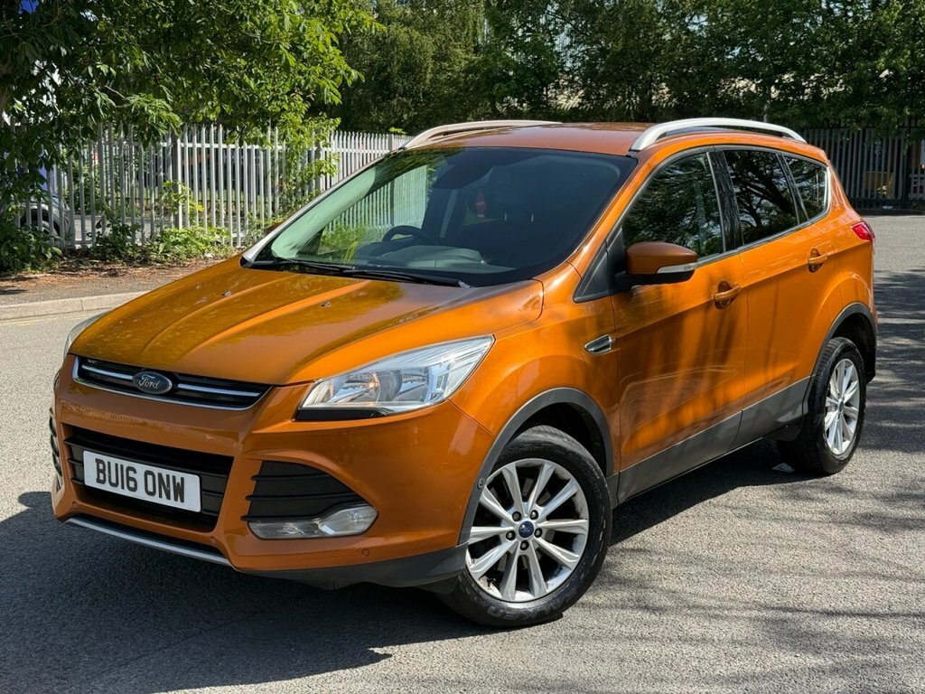 Ford Kuga 2L Titanium BU16ONW Orange #3