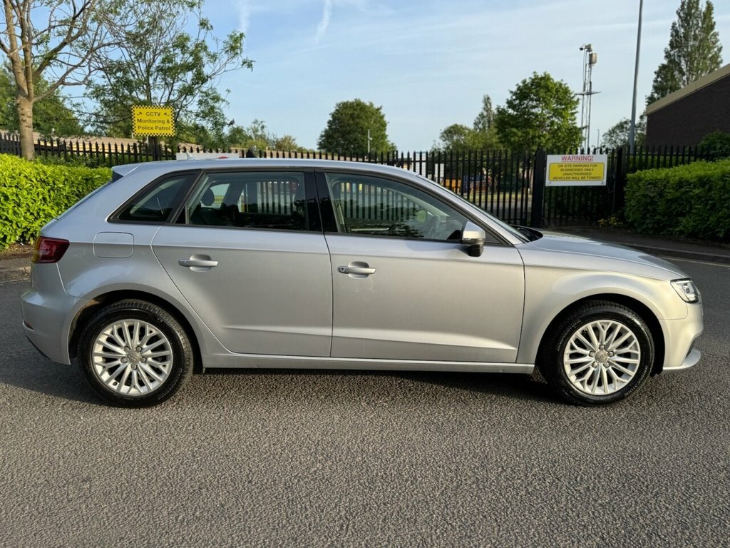 Audi A3 1L Se Technik Silver #2