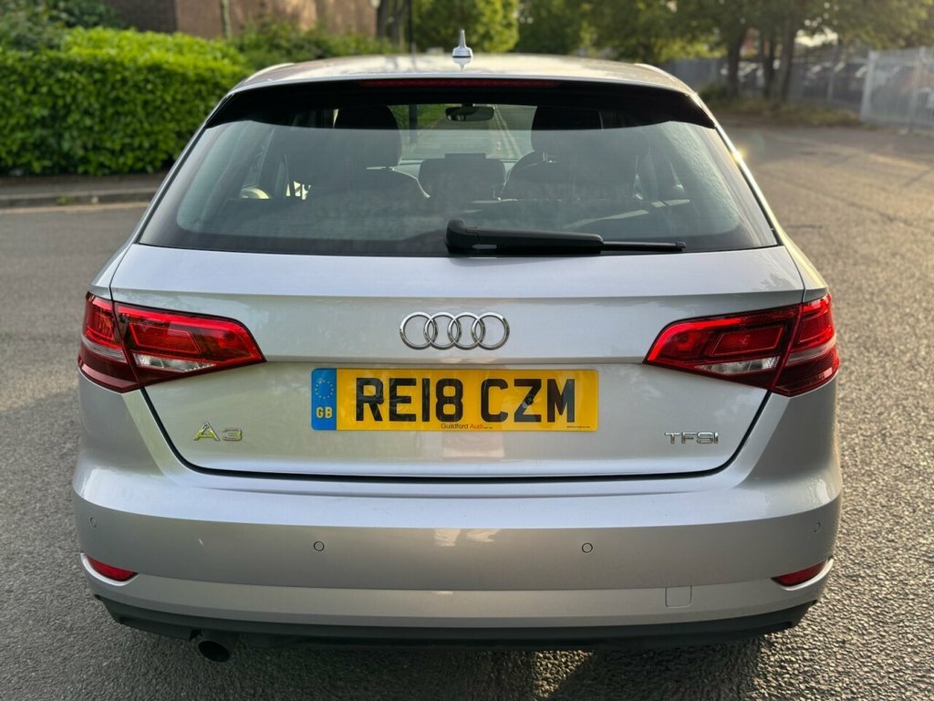 Audi A3 1L Se Technik Silver #4