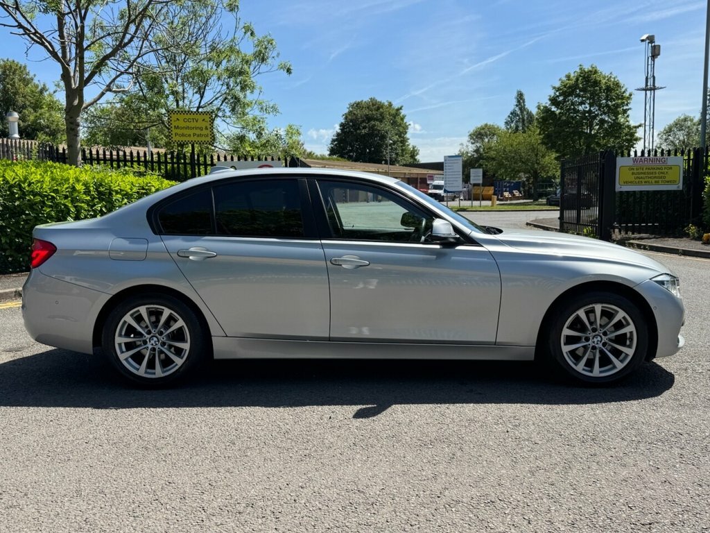 BMW 3 Series 2L Se YC67YNO Silver #2