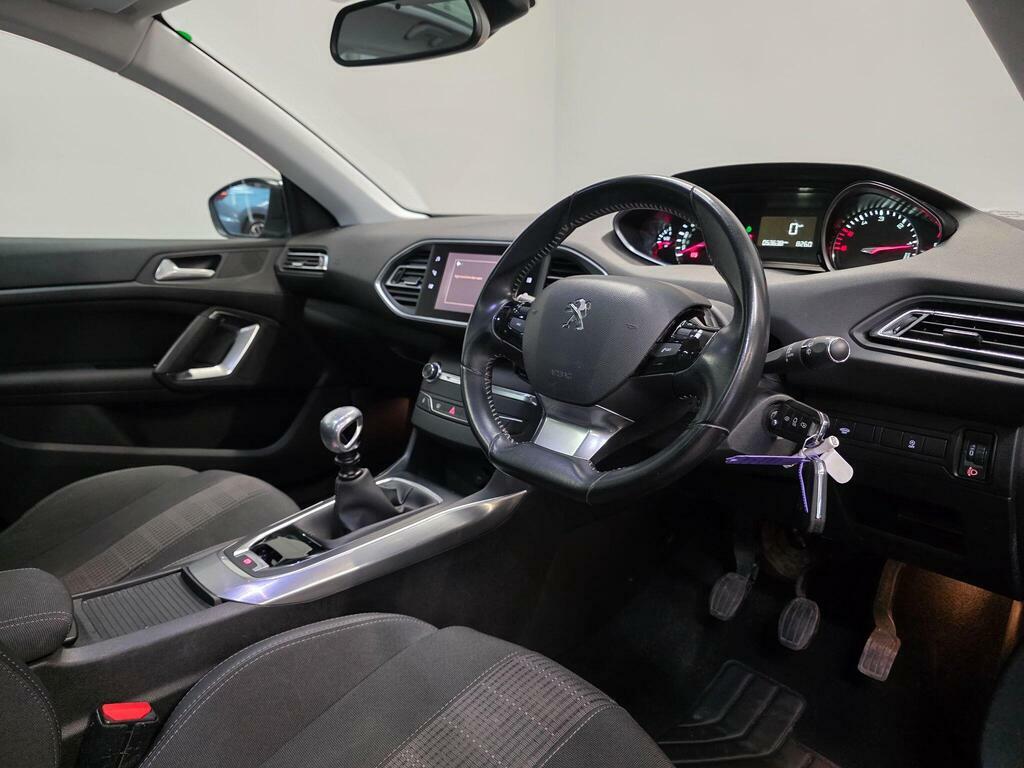 Peugeot 308 1.5 Bluehdi Allure Euro 6 Ss PK18GUA Black #4