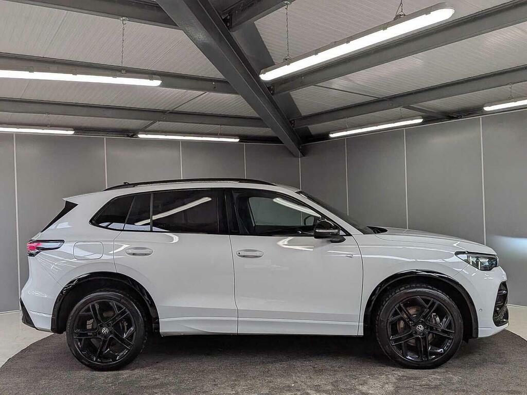 Volkswagen Tiguan 2.0 Tsi Black Edition Dsg 4Motion Euro 6 Ss PK25XYA White #4