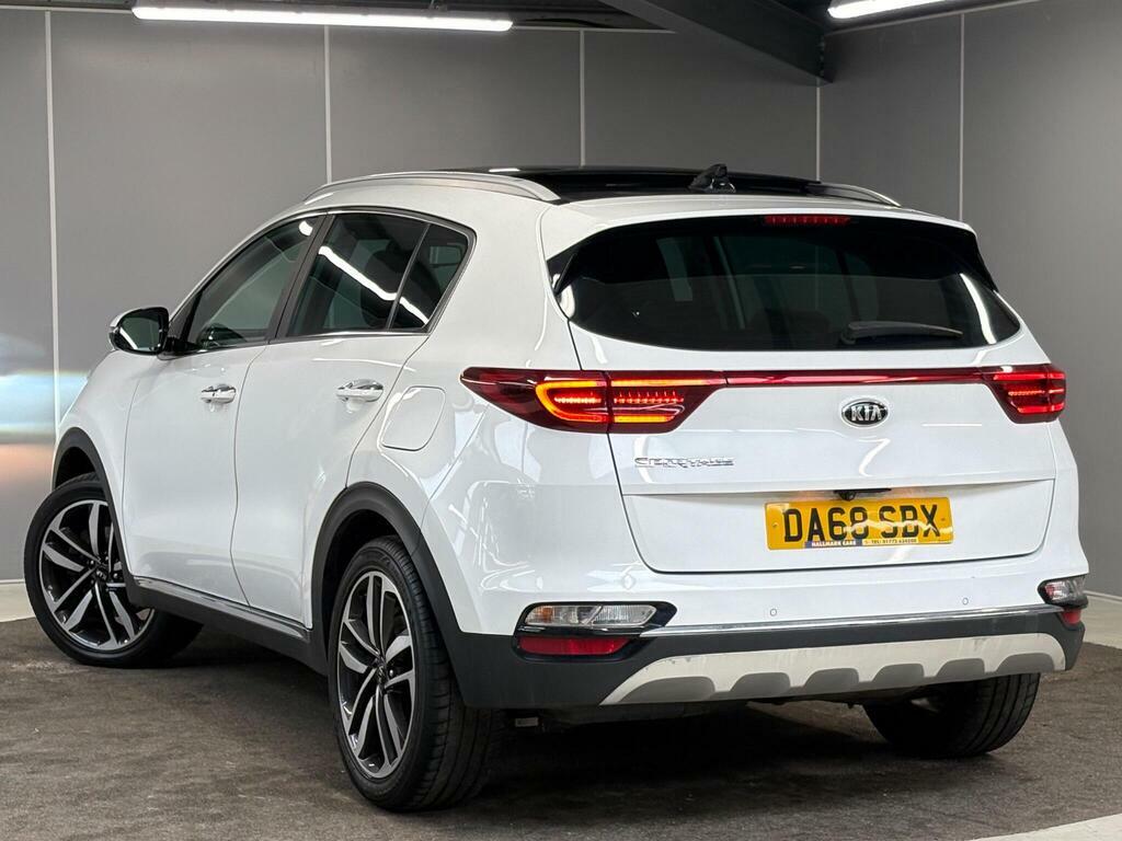 Kia Sportage 1.6 Crdi 4 Euro 6 Ss DA68SBX White #4