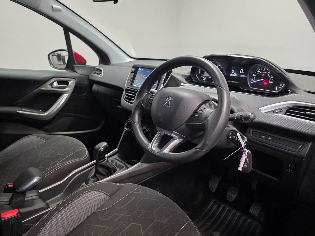 Peugeot 2008 1.2 Puretech Active Euro 6 PJ67FKH Red #4
