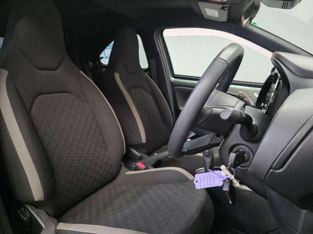 Toyota Aygo X 1.0 Vvt-i Edge Euro 6 Ss PN73UJT Green #2