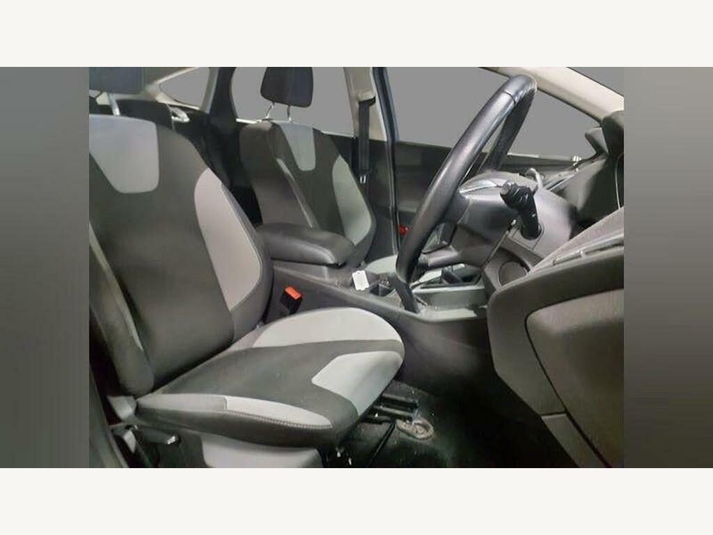 Ford Focus 1.6 Tdci Zetec S Euro 5 Ss AY14XPD Silver #3
