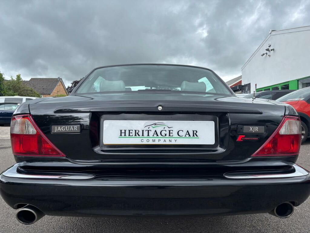 Jaguar XJR Saloon 4.0 V8 1998R Black #4