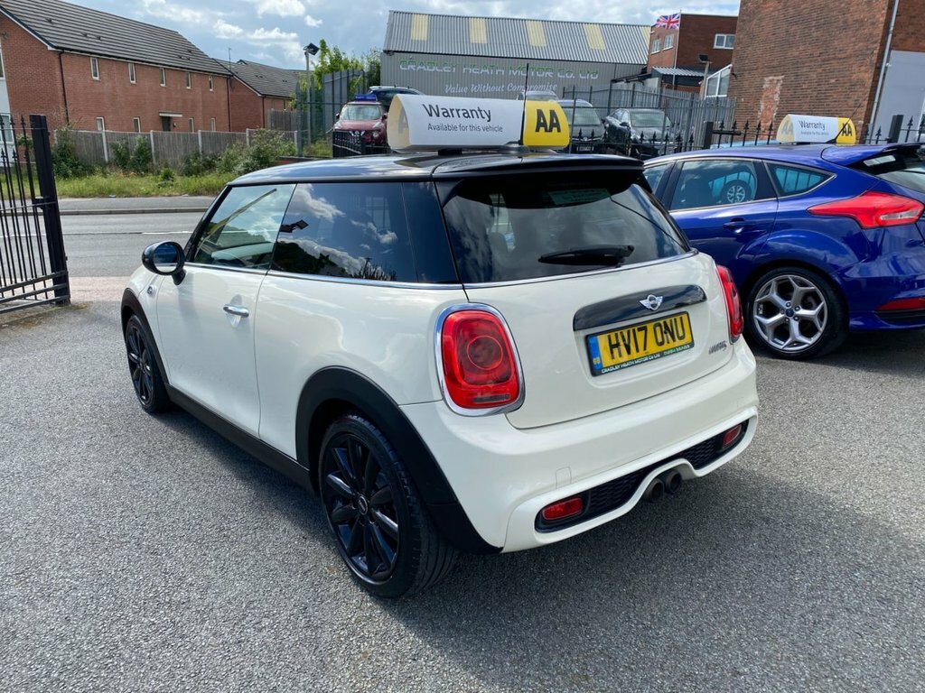 Mini Hatch 2L Cooper S HV17ONU White #4