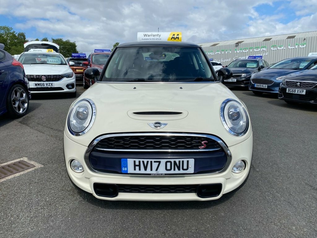 Mini Hatch 2L Cooper S HV17ONU White #2