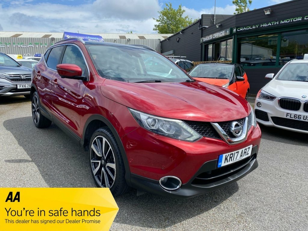 Nissan Qashqai 1.5L Tekna Red