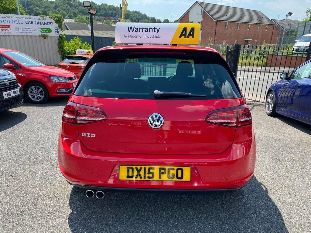 Volkswagen Golf 2L Gtd DX15PGO Red #5
