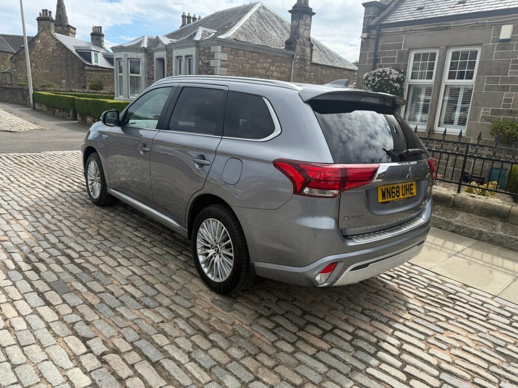 Mitsubishi Outlander Suv WN68UHE Grey #6