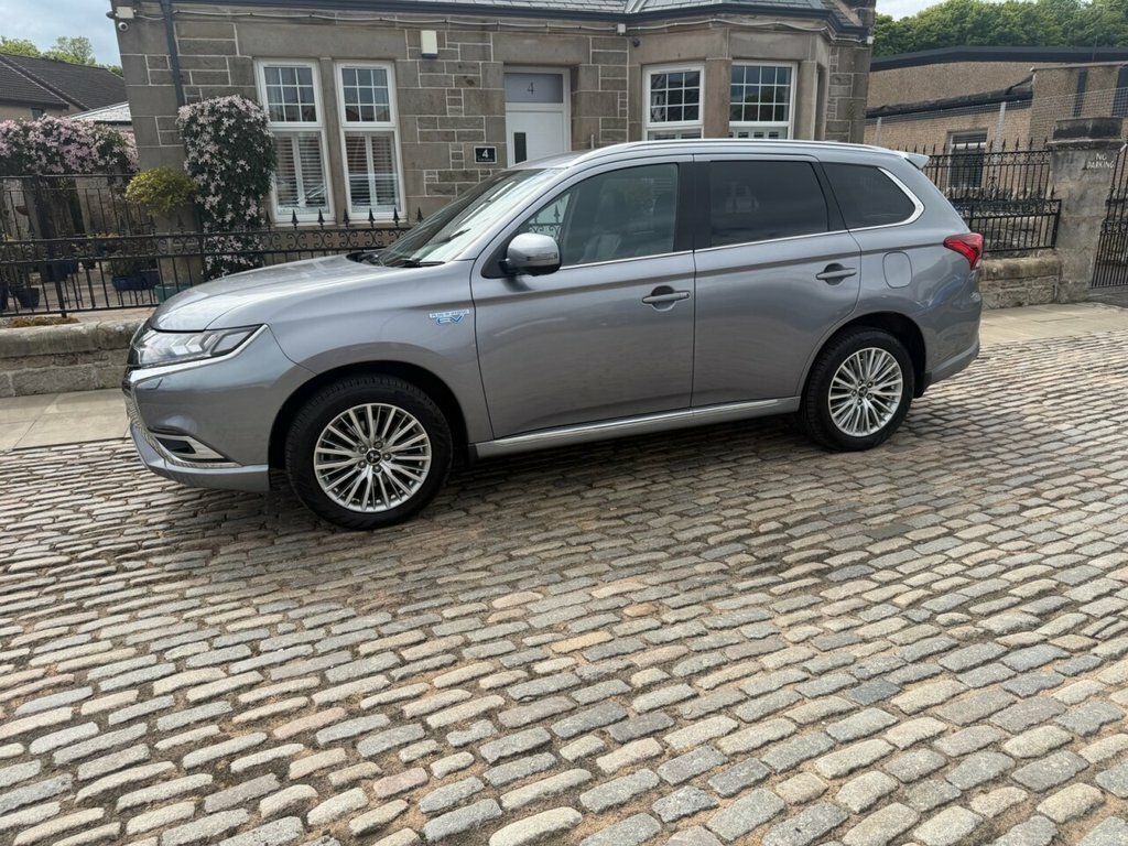 Mitsubishi Outlander Suv WN68UHE Grey #5