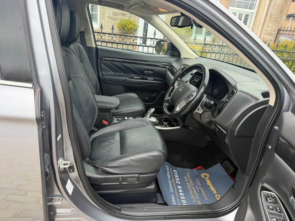 Mitsubishi Outlander Suv Grey #2
