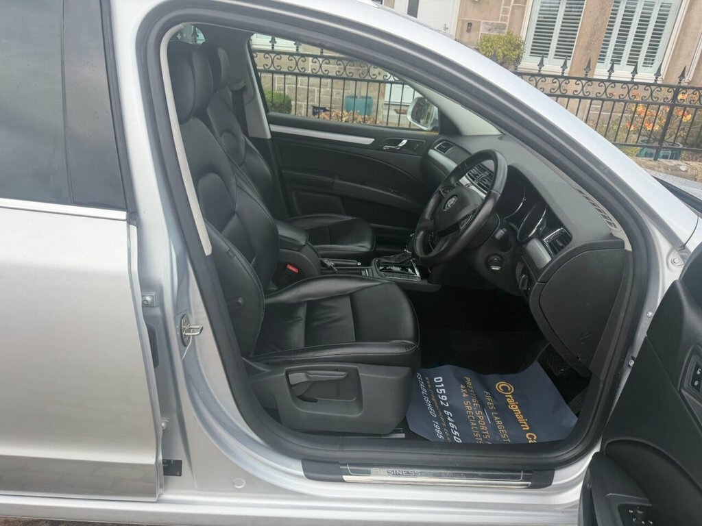 Skoda Superb Estate BL15UN Silver #2