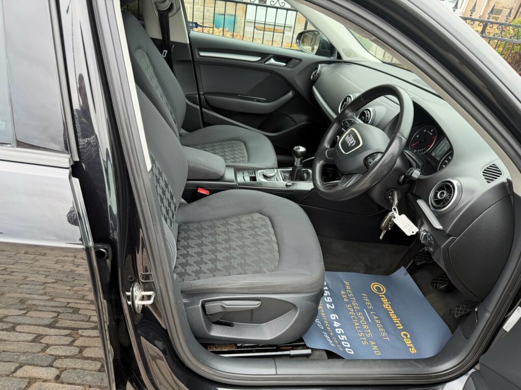 Audi A3 Hatchback LM63TZF Black #2