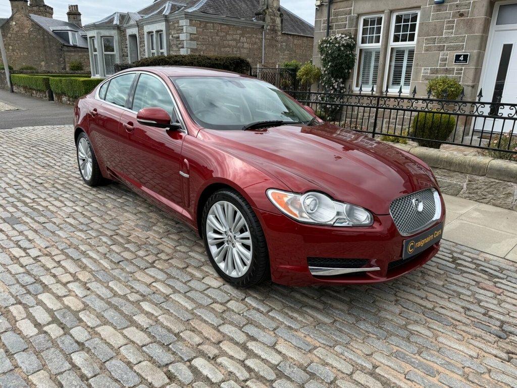 Jaguar XF Saloon ST10VXD Red #4