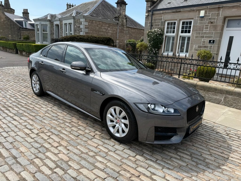 Jaguar XF Saloon HJ18YFA Grey #3