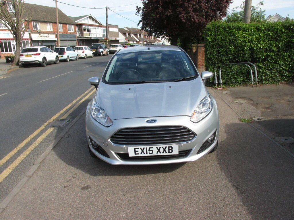 Ford Fiesta 1.0T Ecoboost Zetec Powershift Euro 5 Silver