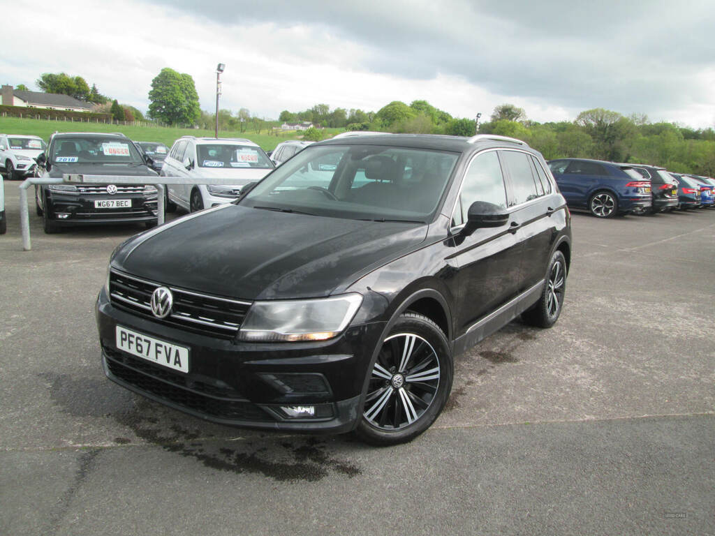 Volkswagen Tiguan 2.0 Tdi 150 Se Nav PF67FVA Black #2