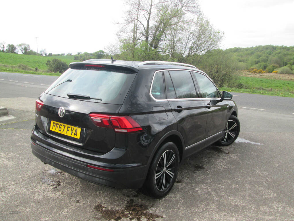 Volkswagen Tiguan 2.0 Tdi 150 Se Nav PF67FVA Black #5