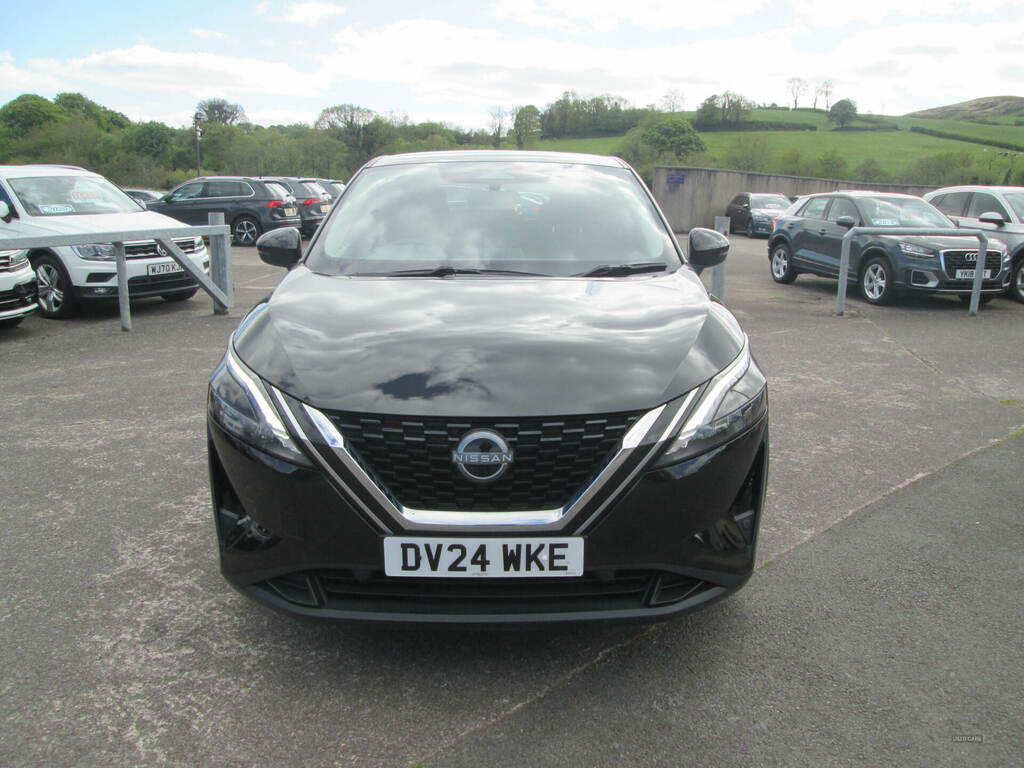 Nissan Qashqai 1.3 Dig-t Mh Acenta Premium DV24WKE Black #3