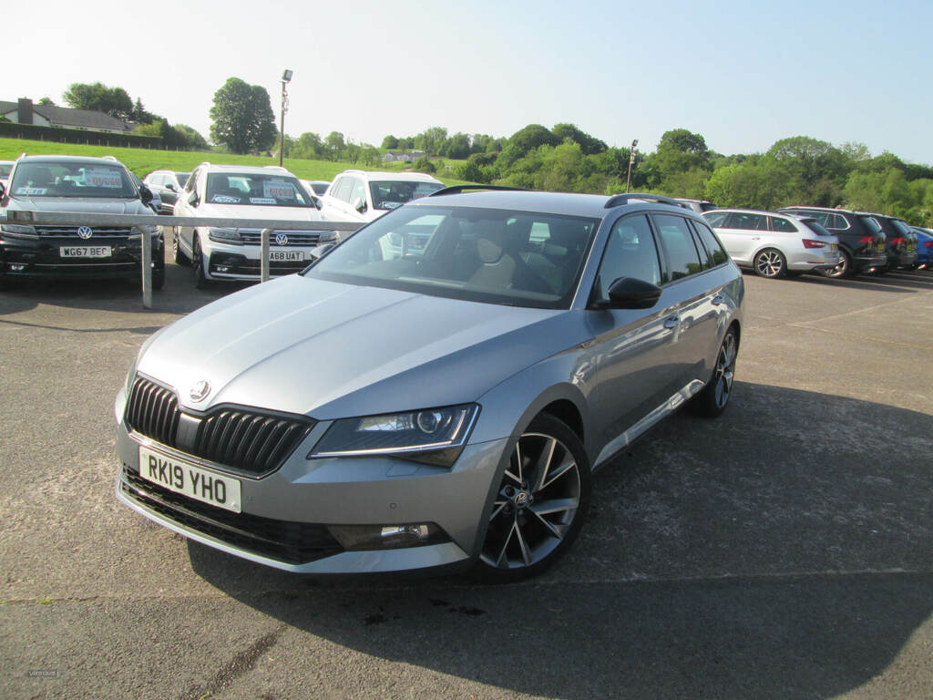 Skoda Superb 2.0 Tdi Cr Sport Line Dsg 7 Speed RK19YHO Grey #2