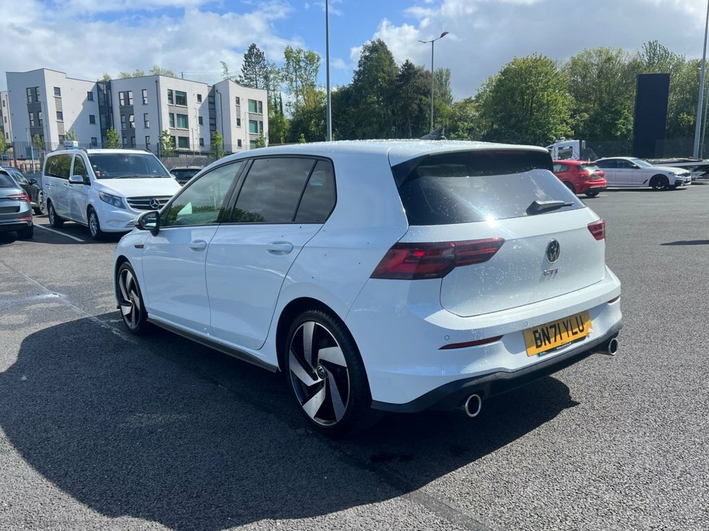 Volkswagen Golf 2L Gti BN71YLU White #4