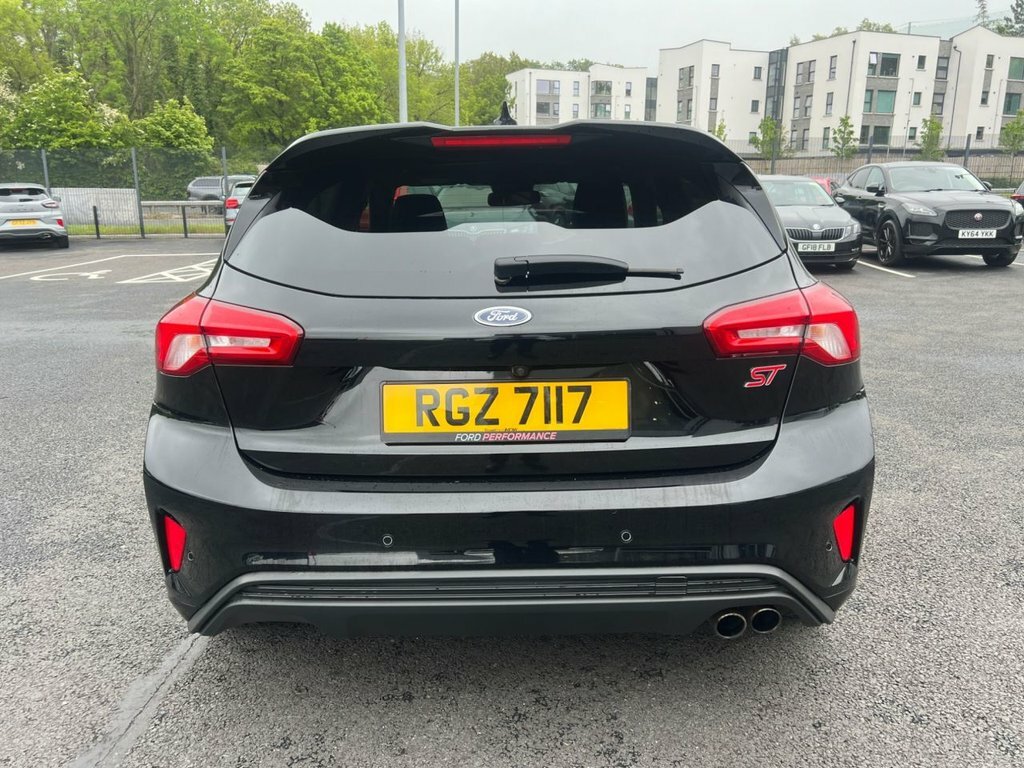 Ford Focus 1.2L Elite Nav Premium RGZ7117 Black #5