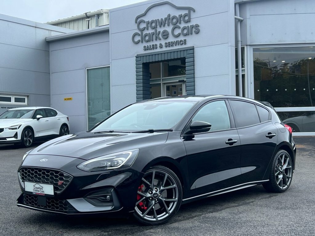 Ford Focus 1.2L Elite Nav Premium Black