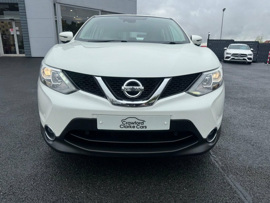 Nissan Qashqai Suv MRZ4973 White #2