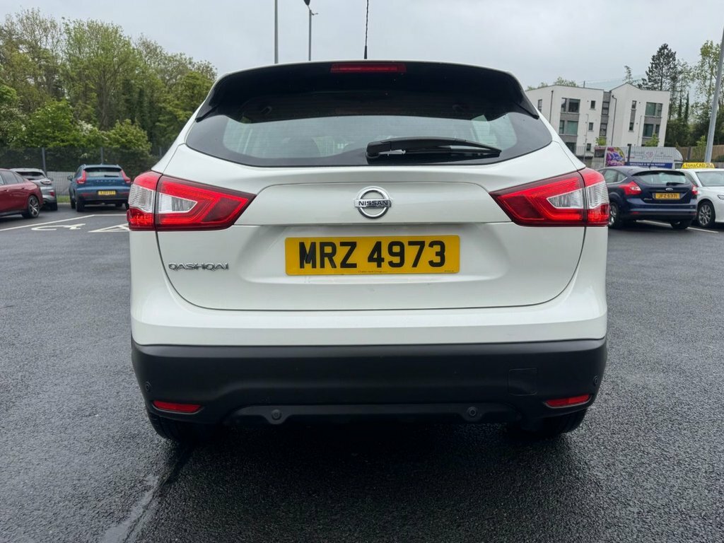 Nissan Qashqai Suv MRZ4973 White #5