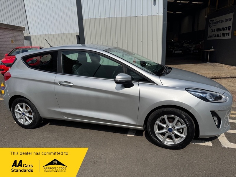 Ford Fiesta 1.1 Ti-vct 12V 84Bhp Silver