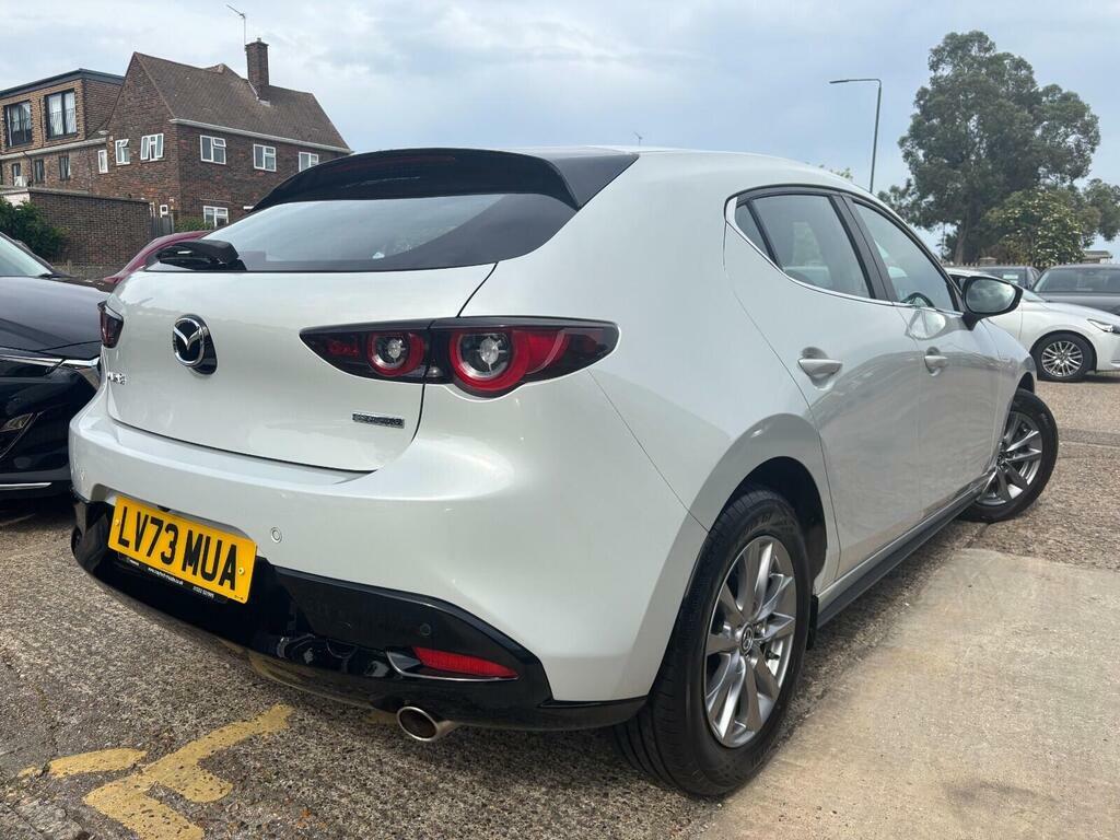 Mazda 3 2.0 E-skyactiv G Mhev Prime-line LV73MUA White #3