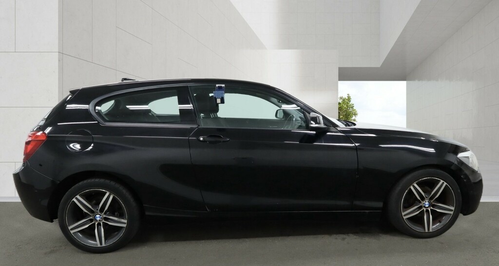 BMW 1 Series 2.0 116D Sport LN64ENP Black #3