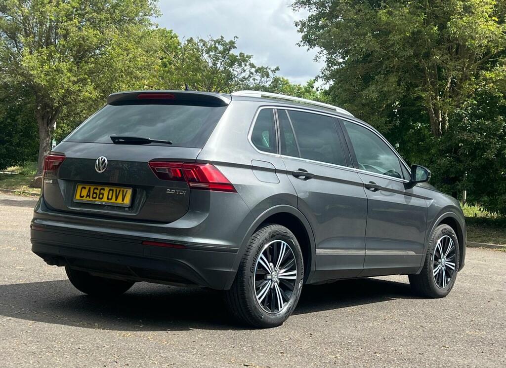 Volkswagen Tiguan Suv 2.0 Tdi Bluemotion Tech Se Dsg Euro 6 Ss CA66OVV Grey #5
